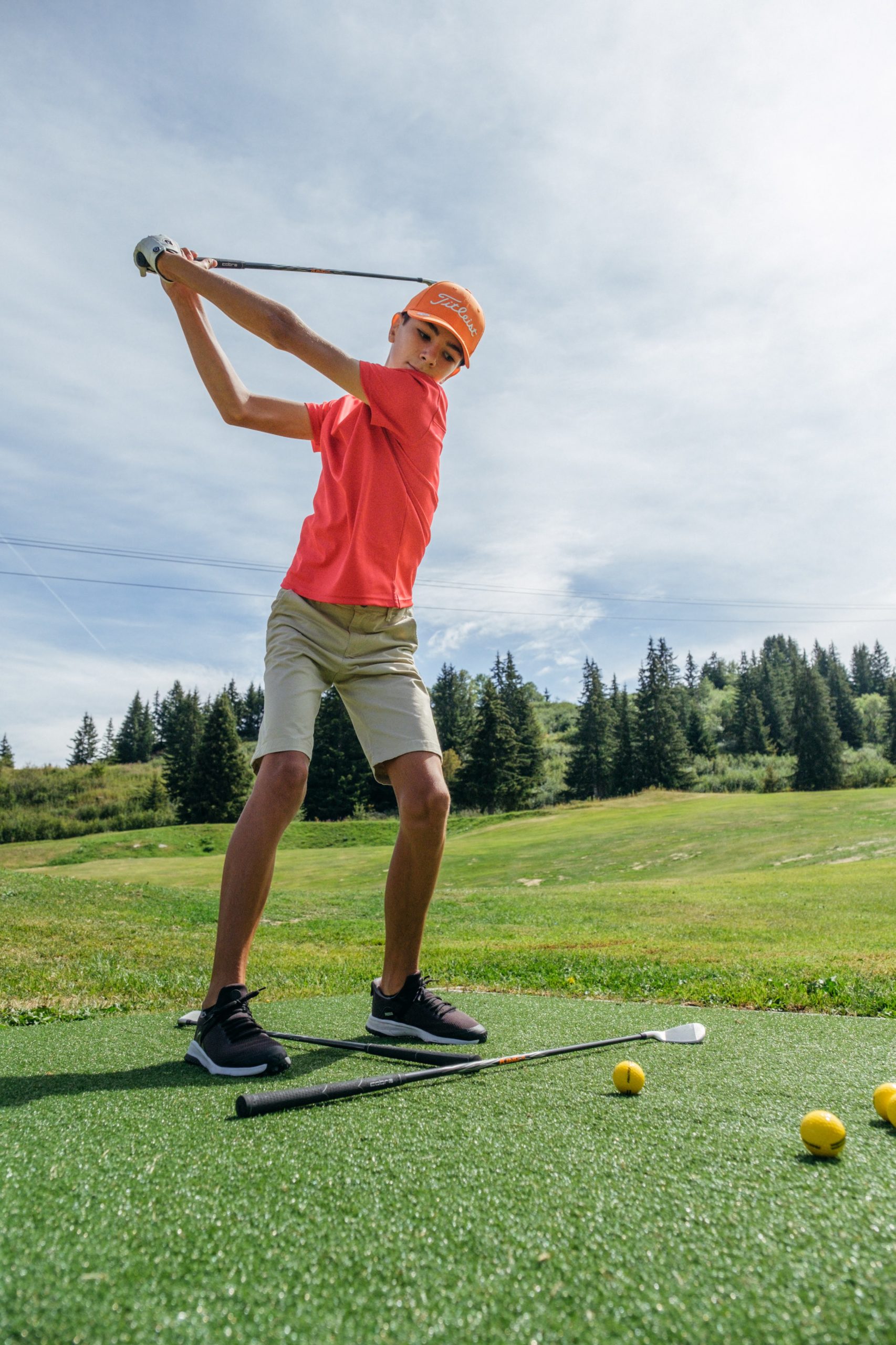 Cours de golf Junior au golf club de Courchevel | Matthieu Billaud Professeur de golf